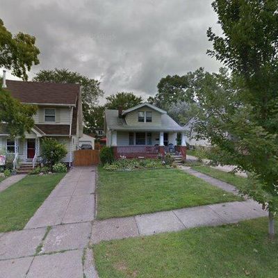 4729 Broadale Rd, Cleveland, OH 44109