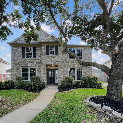 5010 Hearth Hollow Ln, Sugar Land, TX 77479