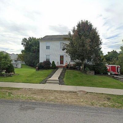 502 Overhead Dr, Coraopolis, PA 15108