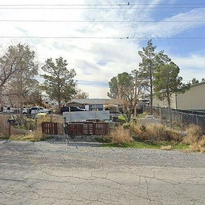 6020 Vicki Ann Rd, Pahrump, NV 89048