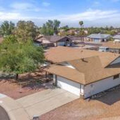 6036 W Zoe Ella Way, Glendale, AZ 85306