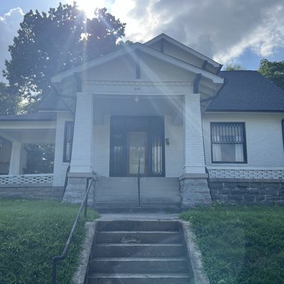 607 N High St, Columbia, TN 38401