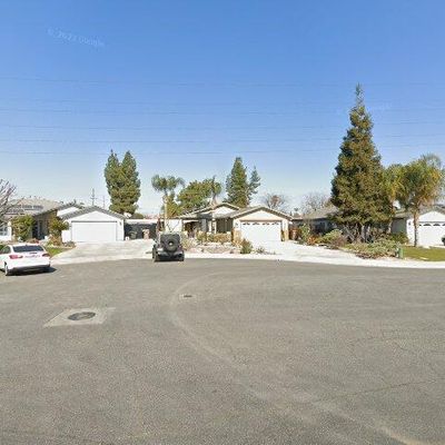 6118 Potenza Ln, Bakersfield, CA 93308