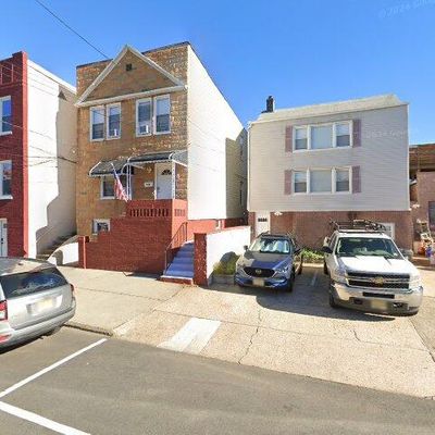 618 Avenue A, Bayonne, NJ 07002