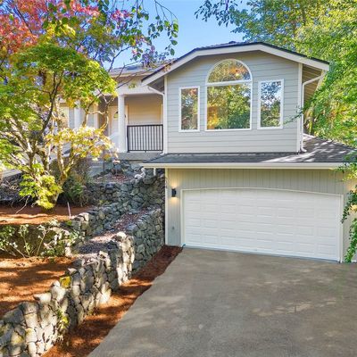 634 Azalea Ave Ne, Bainbridge Island, WA 98110