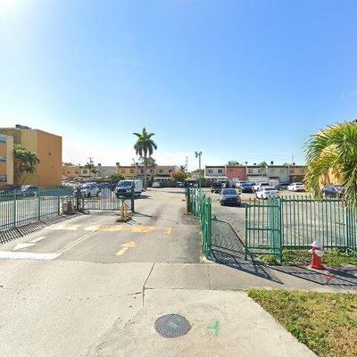 666 W 81 St St #224, Hialeah, FL 33014