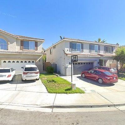 5801 Oakdale Ln, Fontana, CA 92336