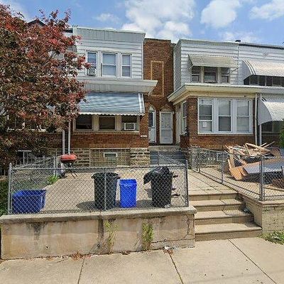 5823 Akron St, Philadelphia, PA 19149