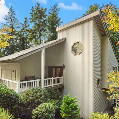 5835 146 Th Pl Se, Bellevue, WA 98006