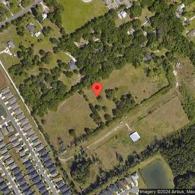 5889 Tomahawk Lake Dr, Jacksonville, FL 32254