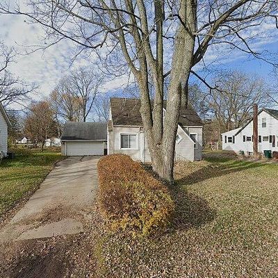 5918 Valencia Blvd, Lansing, MI 48911