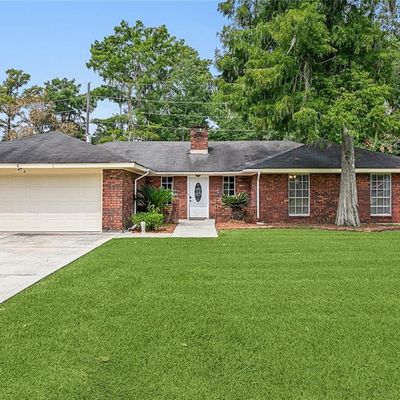 6 Palmer Dr, Luling, LA 70070