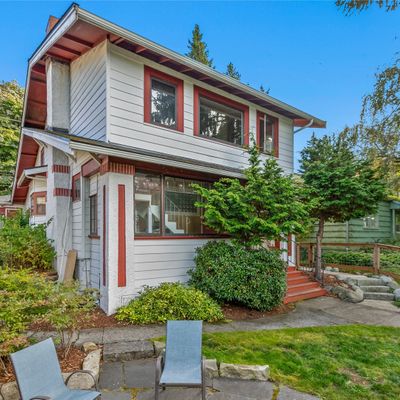 720 N Garden St, Bellingham, WA 98225