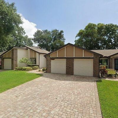 7280 Scotland Cir, Weeki Wachee, FL 34613