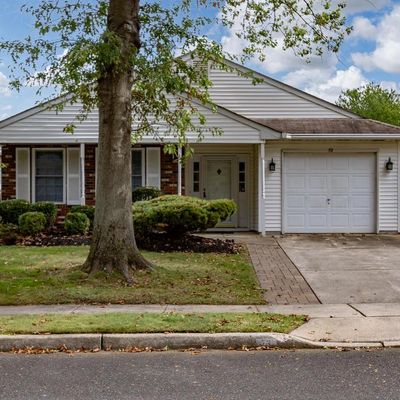 73 Deep Hollow Ln N, Columbus, NJ 08022