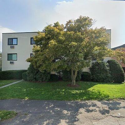 737 Cove Rd #2 D, Stamford, CT 06902