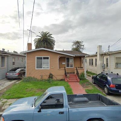 7427 Arthur St, Oakland, CA 94605