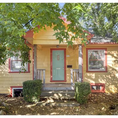 7717 Se Clinton St, Portland, OR 97206