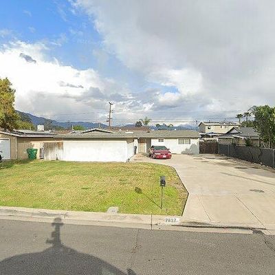 7827 Colwyn Ave, Highland, CA 92346