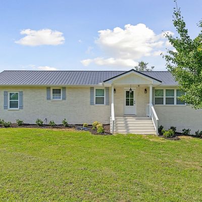 682 Shady Rest Rd, Mcminnville, TN 37110