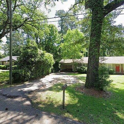 7 Sunset Rd, Laurel, MS 39440