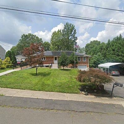 7 State St, Monroe Township, NJ 08831