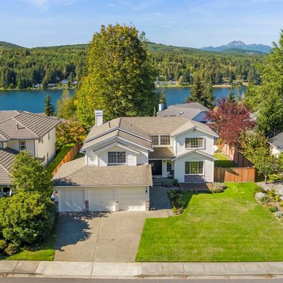 7013 Osprey Cir, Bremerton, WA 98312