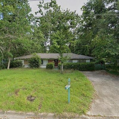 702 Apache St, Tallahassee, FL 32301