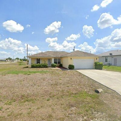 706 Kismet Pkwy E, Cape Coral, FL 33909