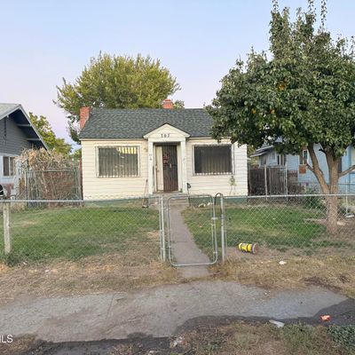 707 S 7 Th St, Yakima, WA 98901