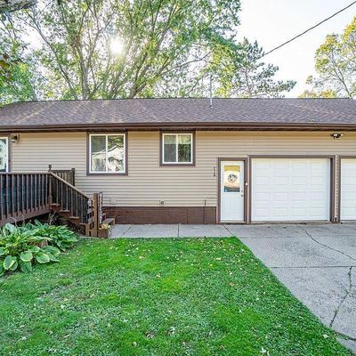 716 1 St St, Glenwood City, WI 54013