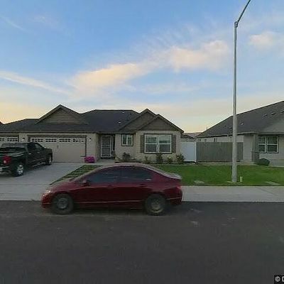 717 K St Ne, Quincy, WA 98848