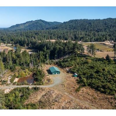 87372 Lois Ln, Bandon, OR 97411