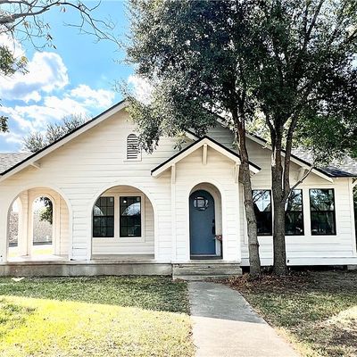 901 N East St, Victoria, TX 77901