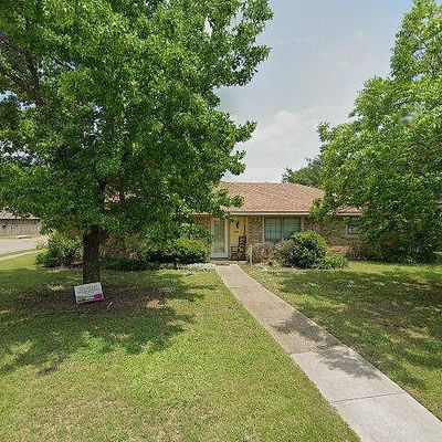 906 Sandy Trail Dr, Allen, TX 75002