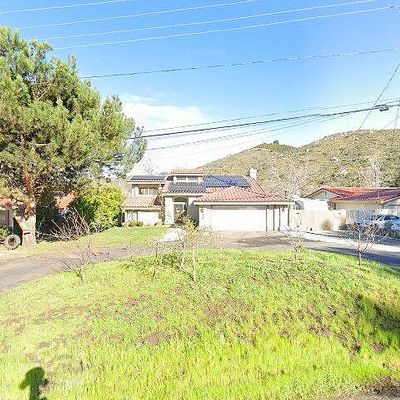 9174 Old Castle Rd, Valley Center, CA 92082