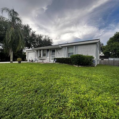 9239 Bouquet Rd, Lake Worth, FL 33467