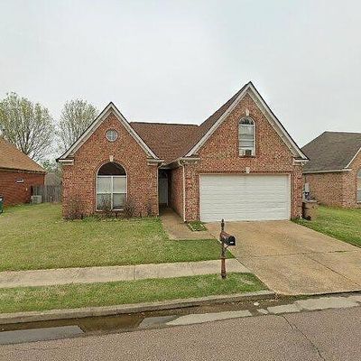 9242 Loganberry Ln, Cordova, TN 38016