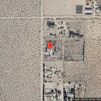 9425 Banta Rd, Lucerne Valley, CA 92356