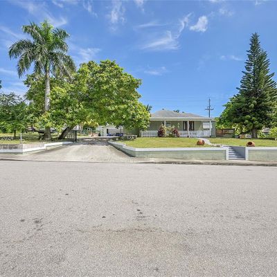 830 S Ridge St, Lake Worth Beach, FL 33460