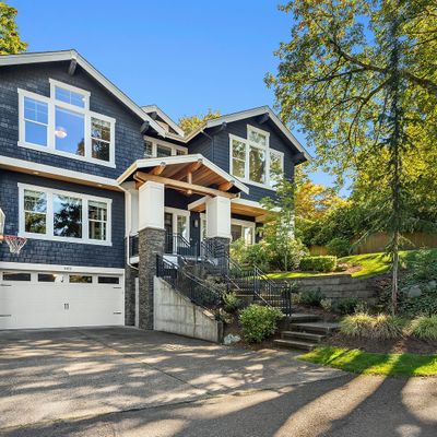 8423 Se 46 Th St, Mercer Island, WA 98040