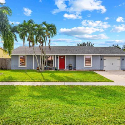 8457 Mildred Dr W, Boynton Beach, FL 33472