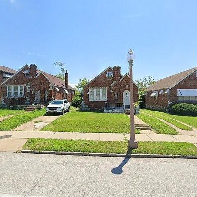 8540 Riverview Blvd, Saint Louis, MO 63147