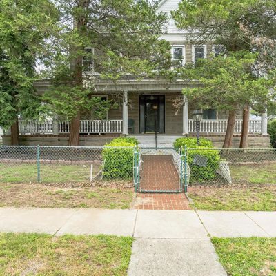 1 W Thompson Ave, Gloucester City, NJ 08030