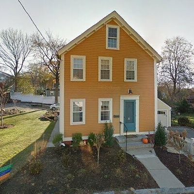 10 Summer St, Rockport, MA 01966