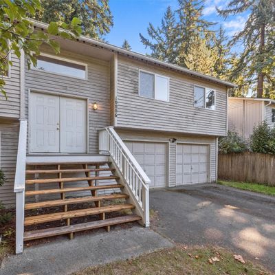 10006 Sandpoint Way Ne, Seattle, WA 98125