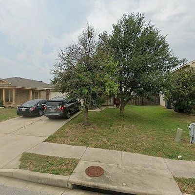 1011 Gentry Dr, Leander, TX 78641