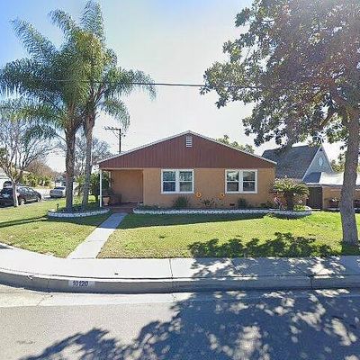 10120 Colima Rd, Whittier, CA 90603