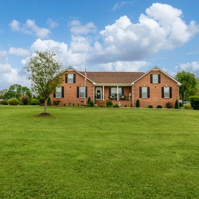 1014 Nature Trl, Castalian Springs, TN 37031