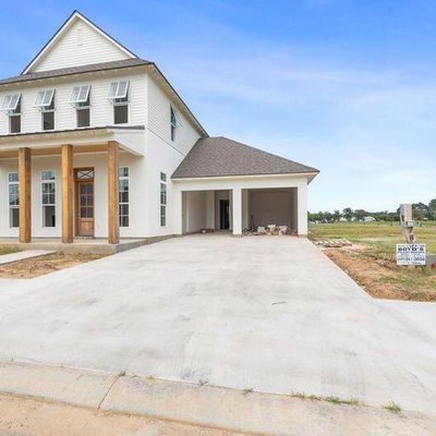 102 Soundview Way, Youngsville, LA 70592